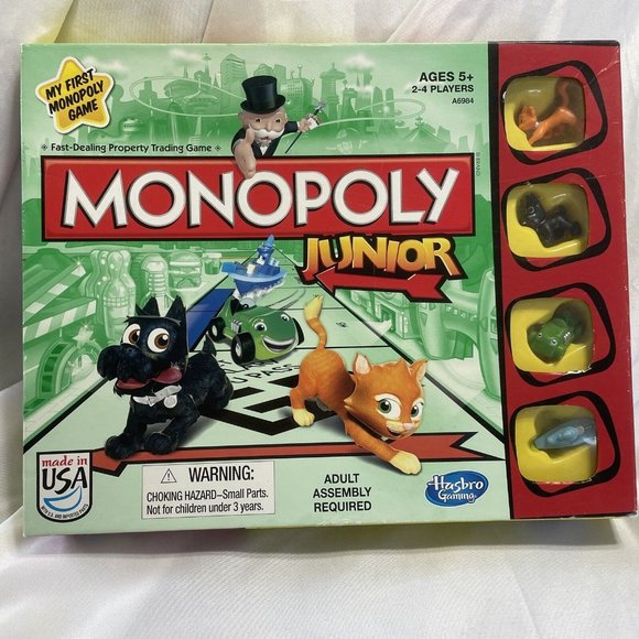 Board Game Monopoly Junior Ages 5+ 2-4 Players Fast Dealing Game Complete - Picture 8 of 12